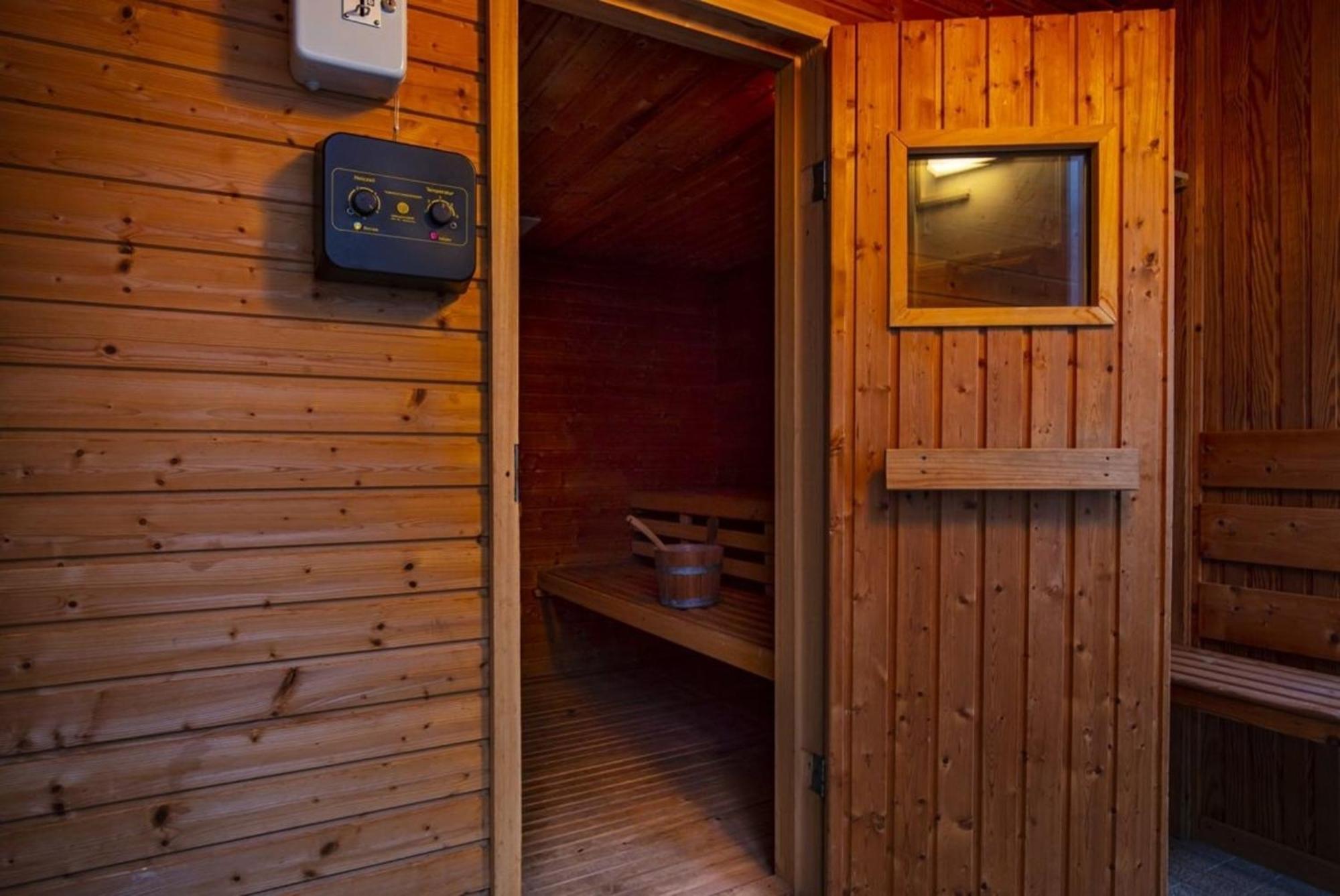 Ferienhaus Biene Am Siel Neufunnixsiel Esterno foto